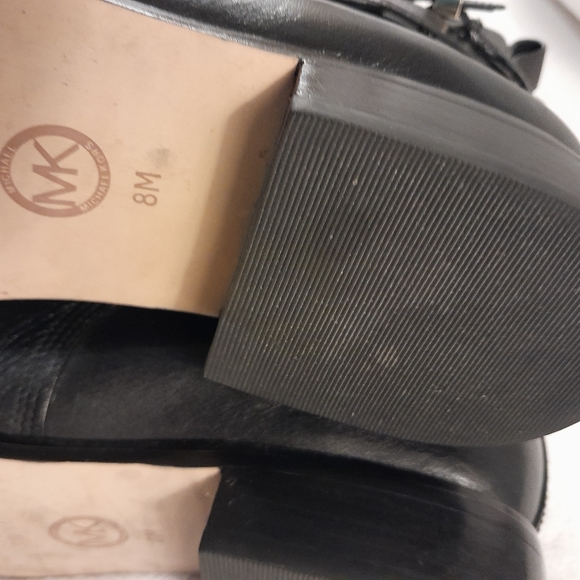 MICHAEL KORS ARLEY BLACK  GOLD Hardware  Leather Ankle Boots. - Picture 3 of 8